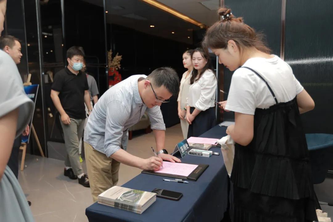 微信图片_20210719172135.jpg